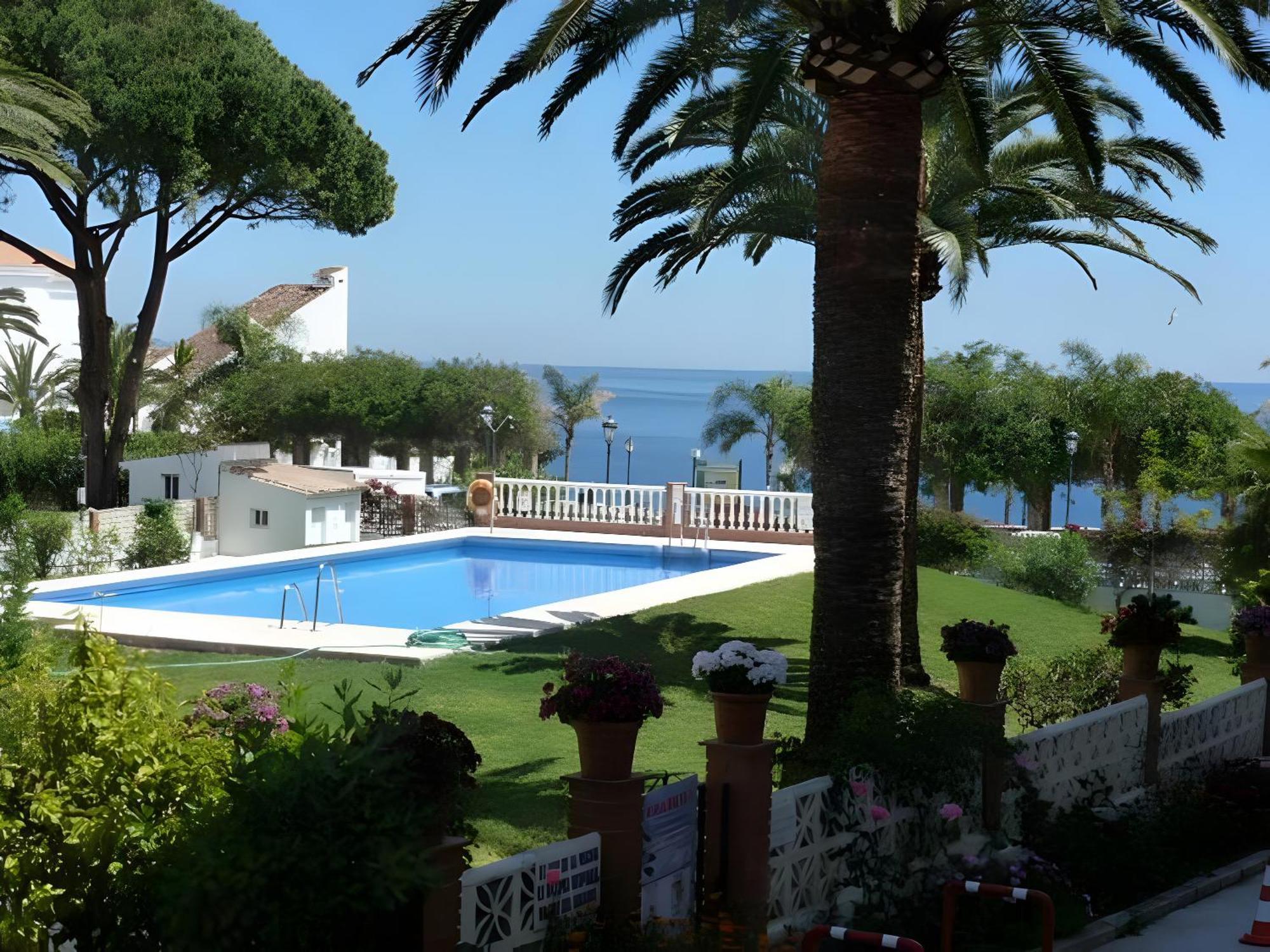 Carabeo 19 Apartment Nerja Exterior photo